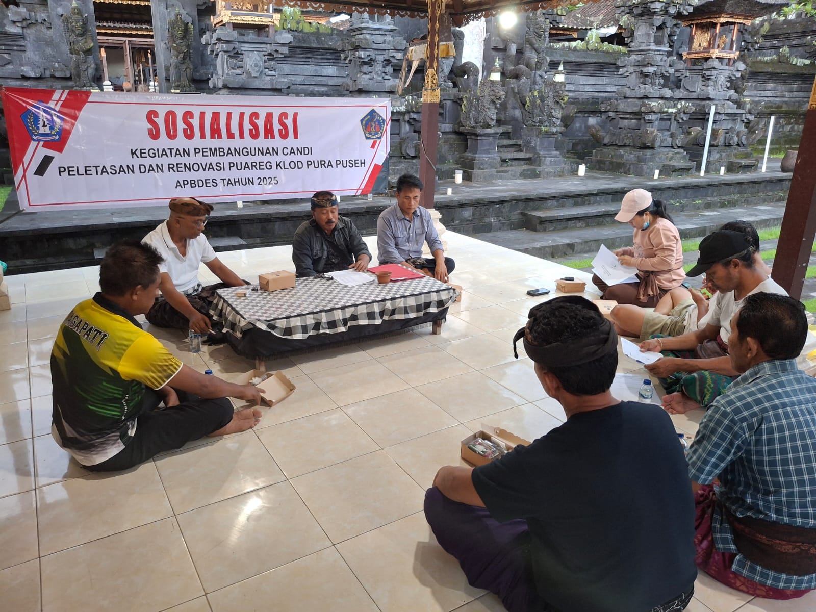 Sosialisasi Pembangunan Candi Peletasan dan Renovasi Puareg Klod Pura Puseh